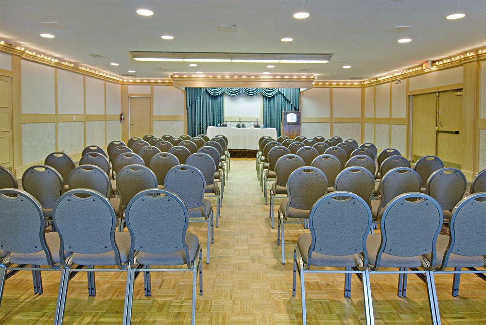 Clarion Lakeside Inn & Conference Centre 케노라 시설 사진